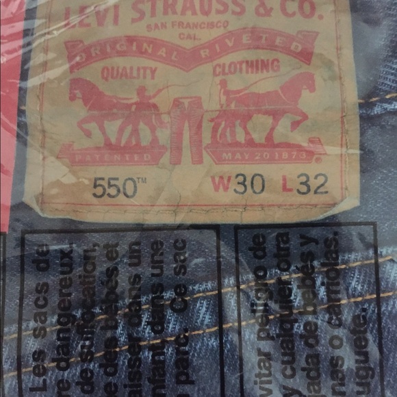 Levi's 550 Relaxed Fit Jeans 30x32 NWT - Picture 2 of 5